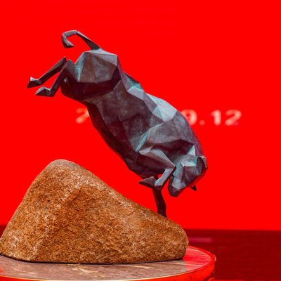 Dobra cena. Dekoracja Sztuki ogrodowej Brąz Starożytna rzeźba byka w Internecie