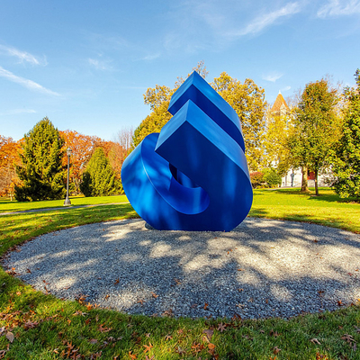 Dobra cena. Unikalna niebiesko pomalowana abstrakcyjna rzeźba metalowa punkt odniesienia dla patio, komercyjnych i publicznych przestrzeni w Internecie