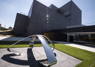 Dobra cena. Wykończenie lustrzane Wyjątkowa współczesna metalowa rzeźba do dekoracji kwadratowej w Internecie