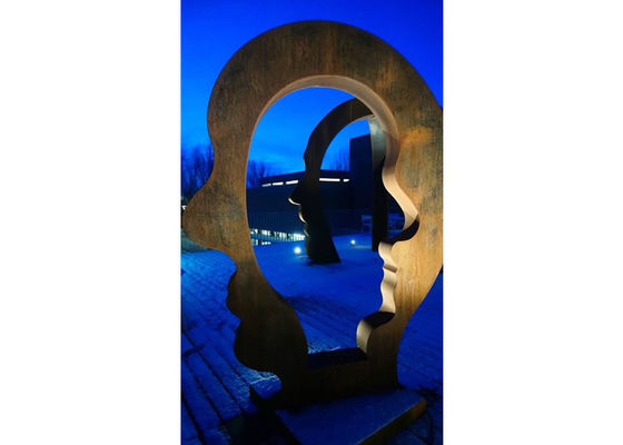 Dobra cena. Duża metalowa rzeźba ogrodowa ze stali Corten na zewnątrz w Internecie