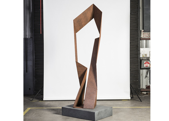Dobra cena. 200 cm wysokości Corten Steel Crazy Balance Rzeźba do dekoracji ogrodu w Internecie