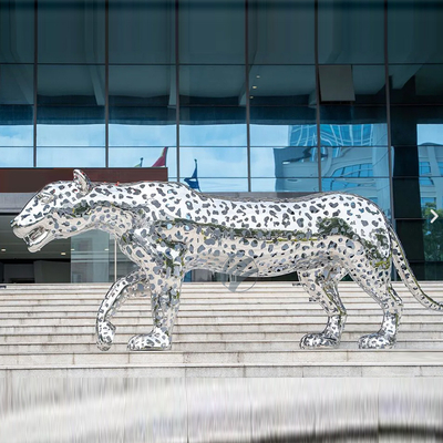 Dekoracja placu lub willi na zewnątrz Rzeźba Leoparda ze stali nierdzewnej