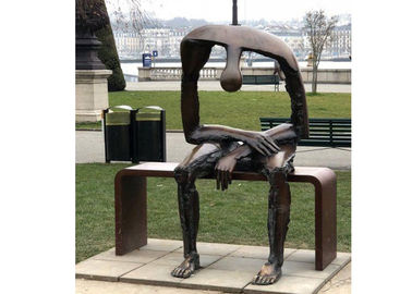Życie Rozmiar Statua Z Brązu Ogród Siedzi Na ławce Abstrakcyjna Rzeźba Samotnego Człowieka