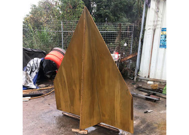 Dobra cena. Odporność na korozję Stalowa rzeźba Corten Rusted Garden Paper Plane Design w Internecie